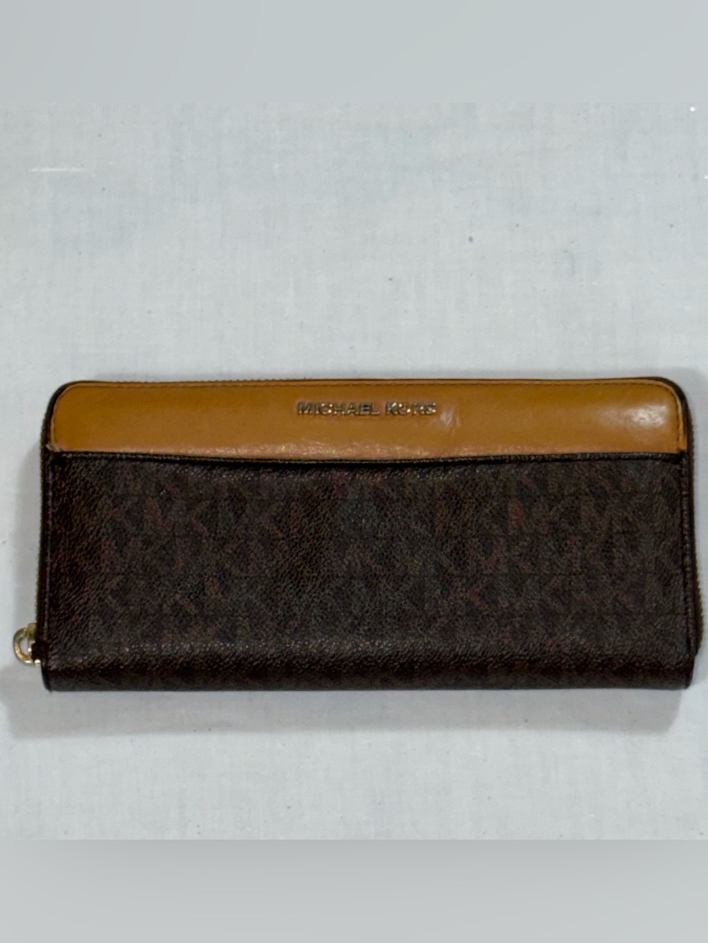 Michael Kors Mercer Brown Signature Logo Continental Zip Wallet Tan Leather